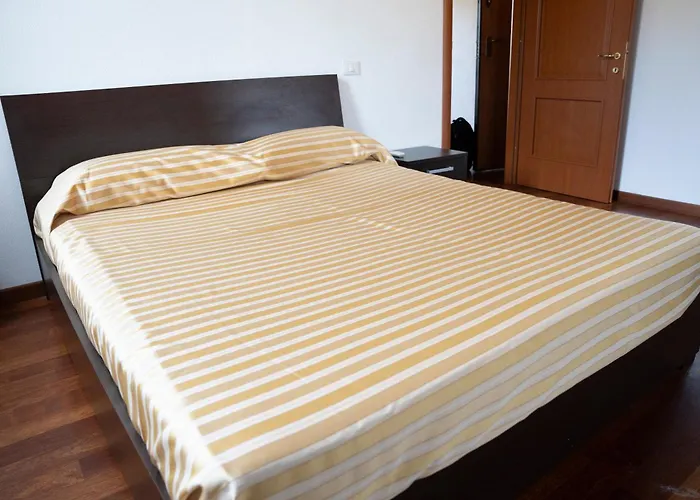 300 - Attico Moderno, 10 Minuti Di Auto Da Sestri E Dal Mare Apartamento
